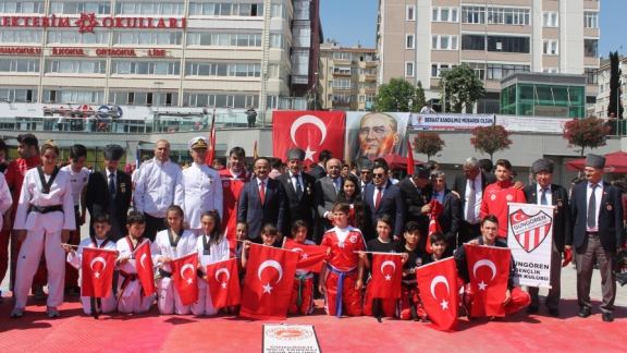19 Mayıs Atatürkü Anma Gençlik ve Spor Bayramı
